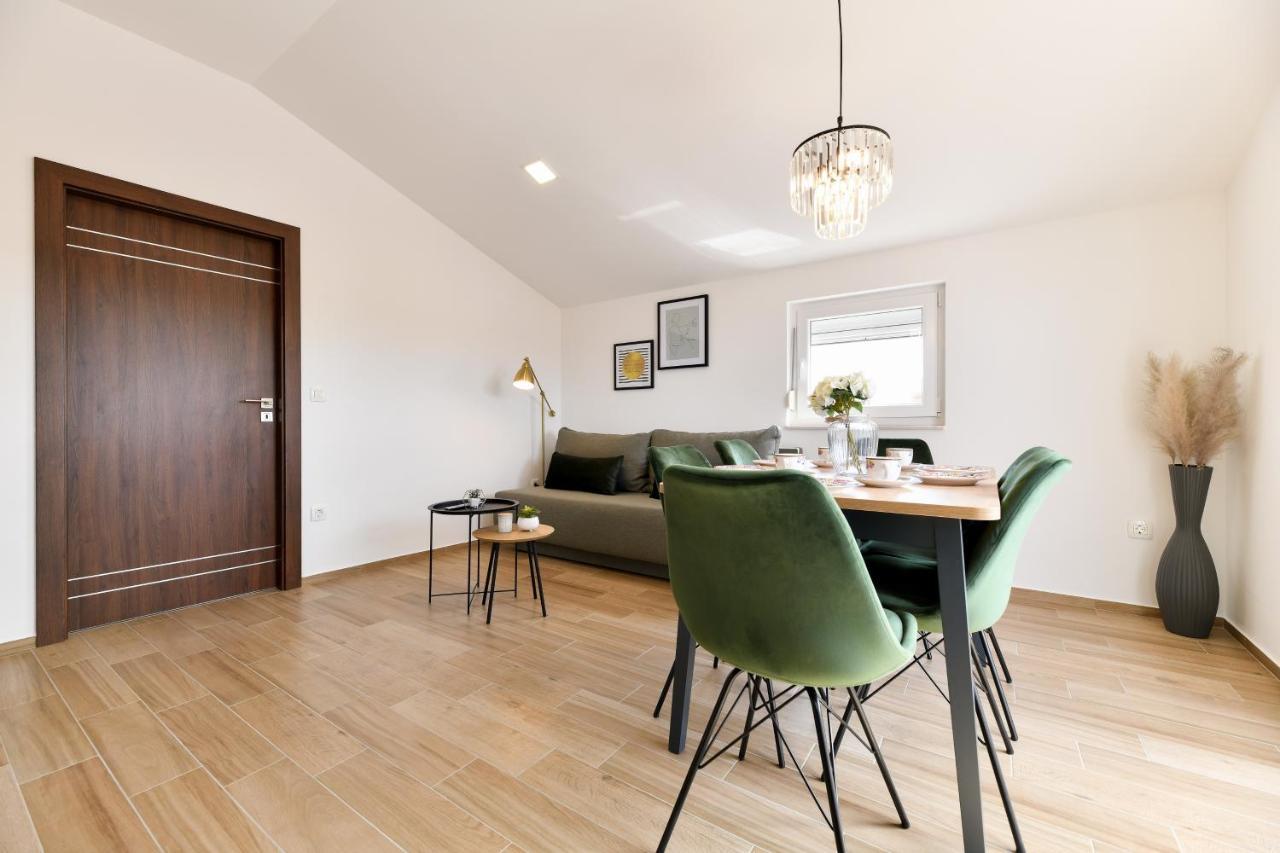 Modern Holiday Apartment "Libra" With Swimming Pool Posedarje Luaran gambar